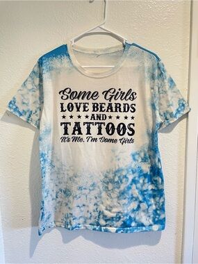 ✨ Feelin’ Sassy? Beards & Tattoos Bleached Graphic Tee 🩵 Large